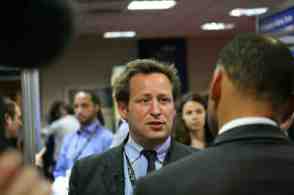 buttonholing ed vaizey